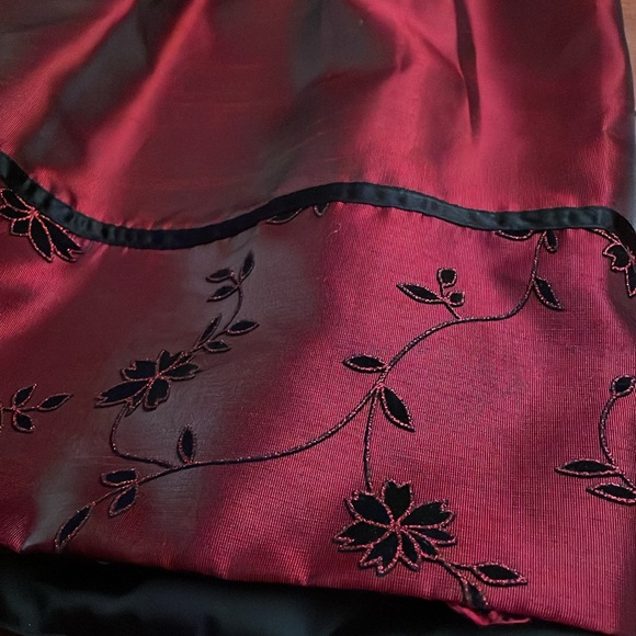 Jona Michelle holiday dress red black size 5 - Picture 3 of 5